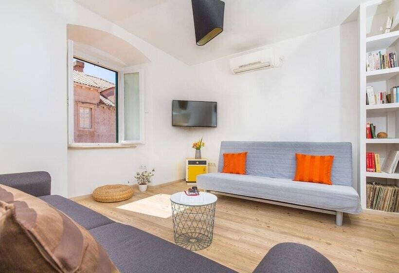 بنسيون Apartment & Room Joy