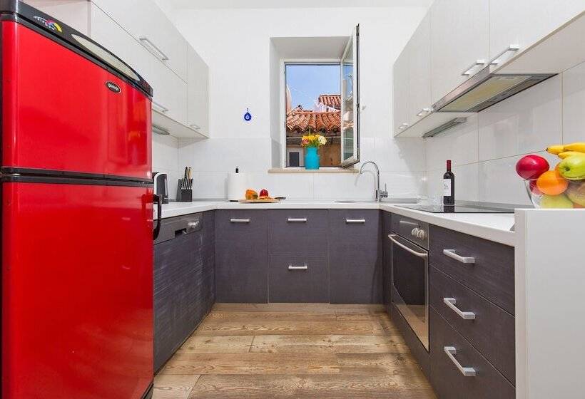 بنسيون Apartment & Room Joy