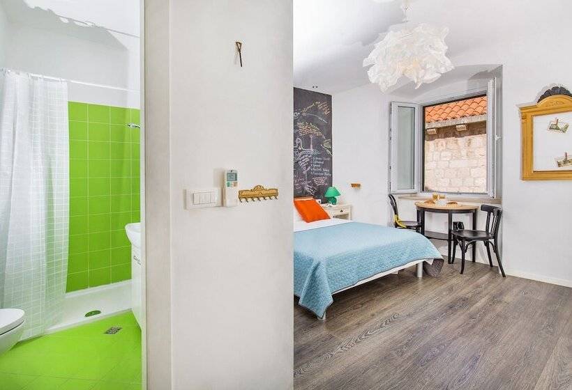 بنسيون Apartment & Room Joy