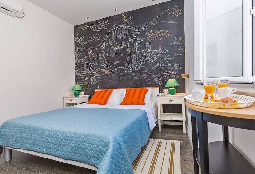 بنسيون Apartment & Room Joy