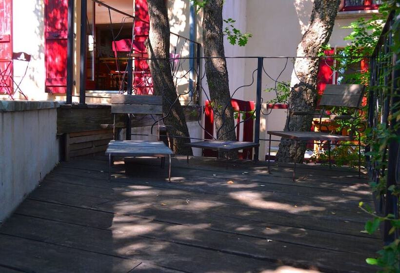 Пансион Chambres D Hôtes Maison De La Vigne