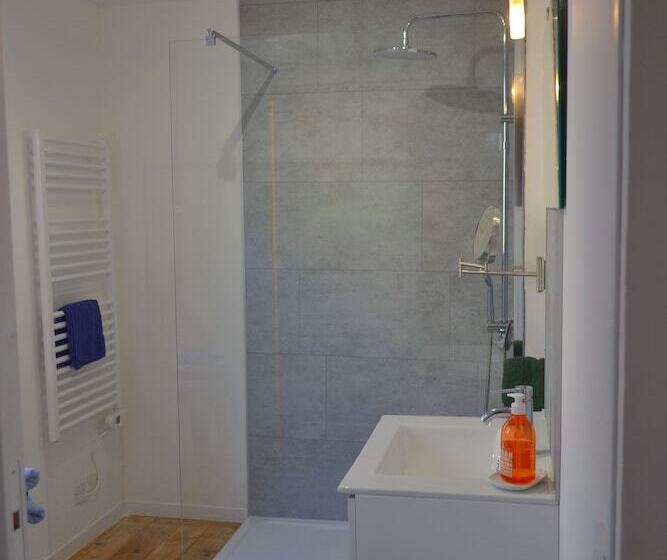 Пансион Chambres D Hôtes Maison De La Vigne