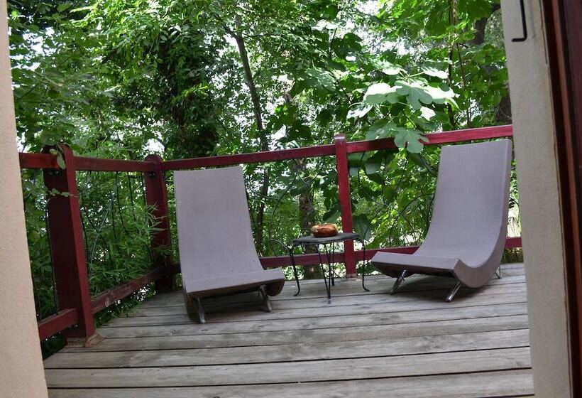 Пансион Chambres D Hôtes Maison De La Vigne