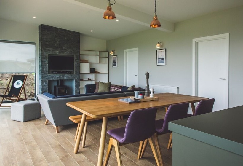 Пансион Jog Lodge 12  3 Bed Seaview