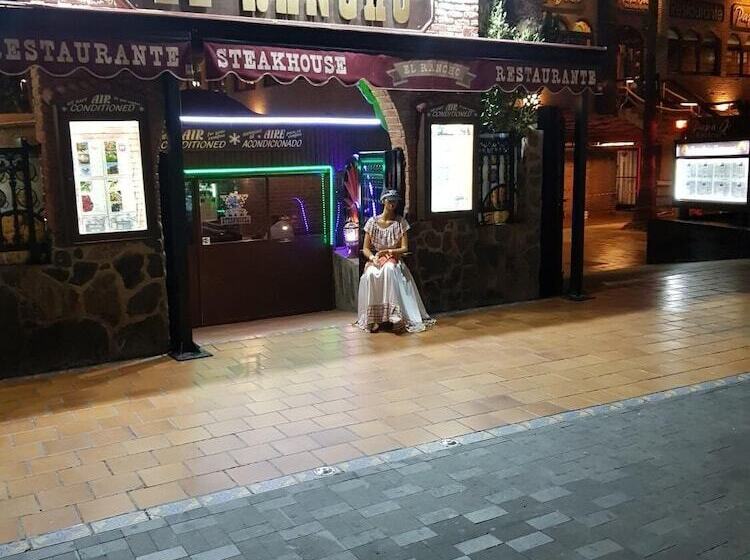 بنسيون Low Cost Rooms Las Llaves 4