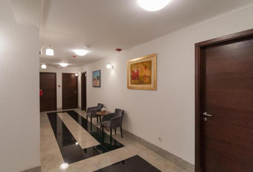 بنسيون Luxury Rooms Near The Beach1