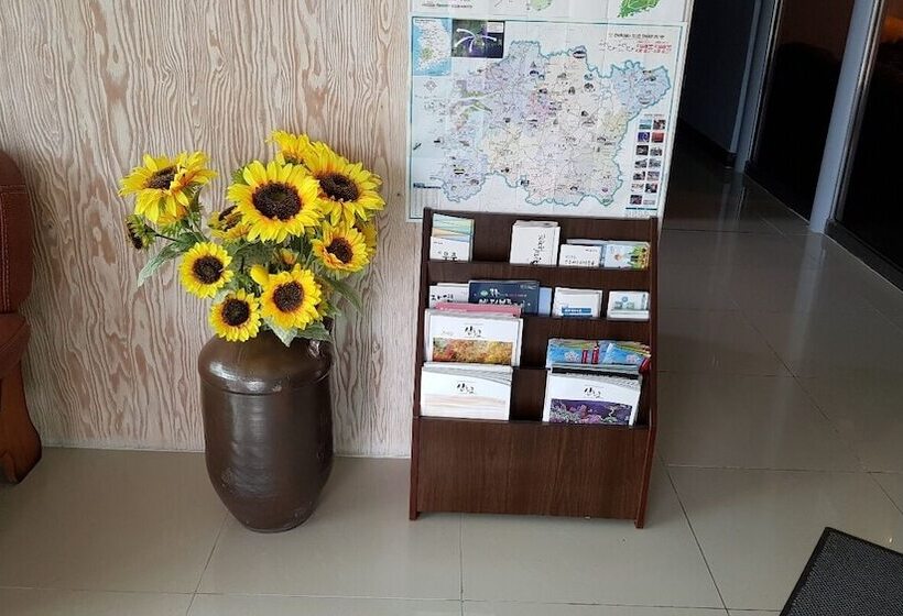 פנסיון Muju Haebaragi Hostel