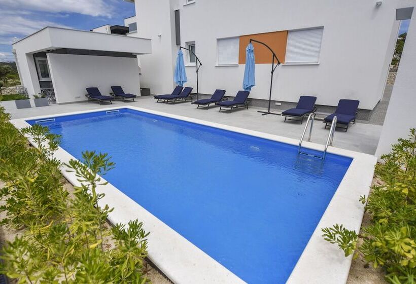 펜션 Pool Apartments & Rooms Mare