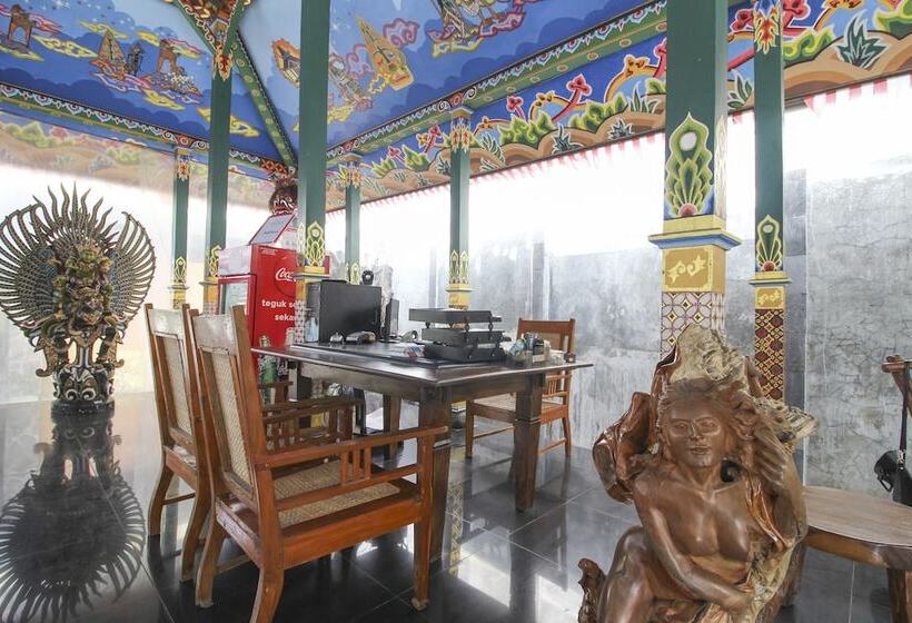 Пансион Reddoorz Near Borobudur Temple