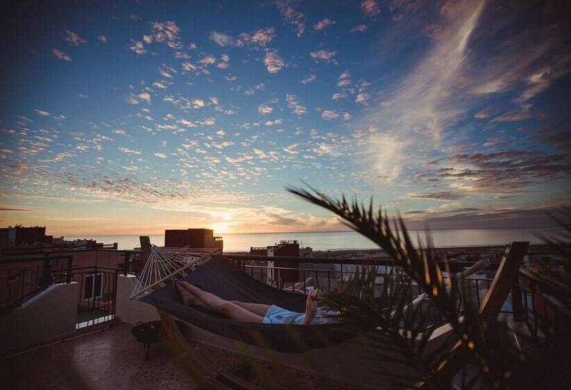 پانسیون Surf House Morocco