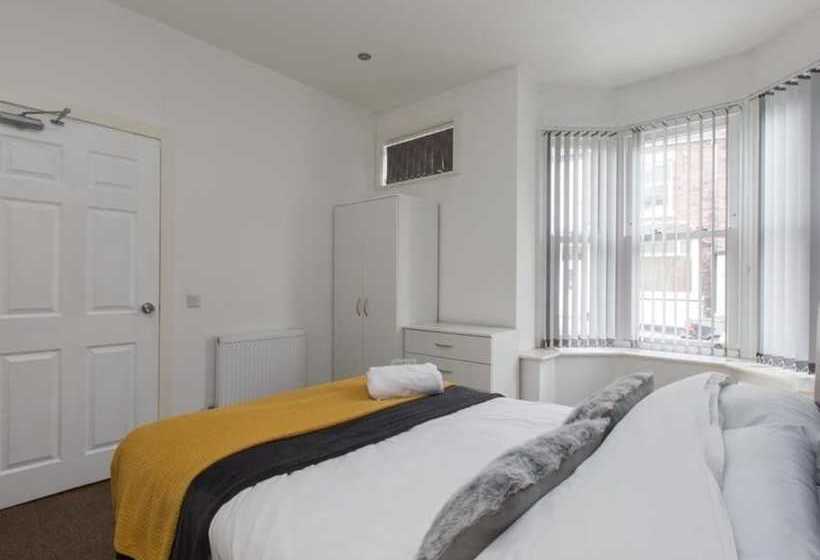 פנסיון Townhouse @ Balfour St