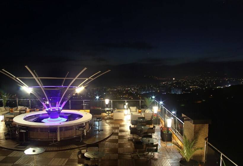 住所  Goldcity Holiday Homes