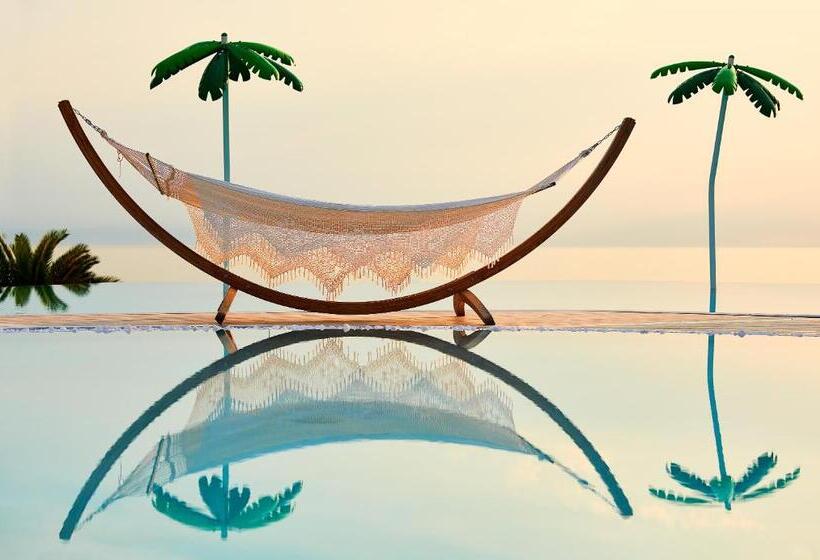 リゾートホテル Alexandra Elegance Bridging Generations