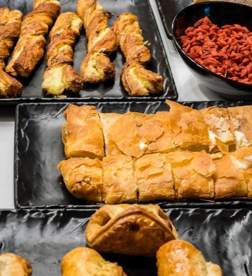 リゾートホテル Alexandra Elegance Bridging Generations