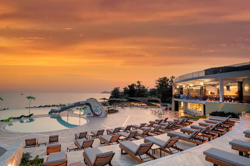 リゾートホテル Alexandra Elegance Bridging Generations