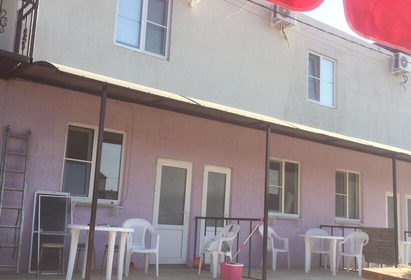 استراحتگاه Gostevoi Dom Na Severnoi