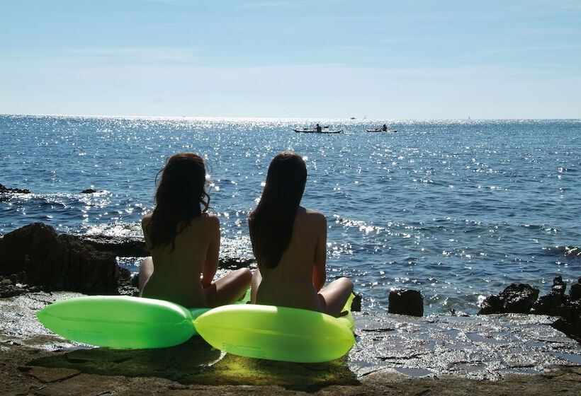 منتجع Maistra Camping Koversada Covered Mobile Homes