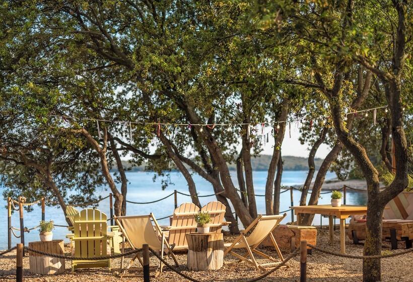 منتجع Maistra Camping Koversada Covered Mobile Homes