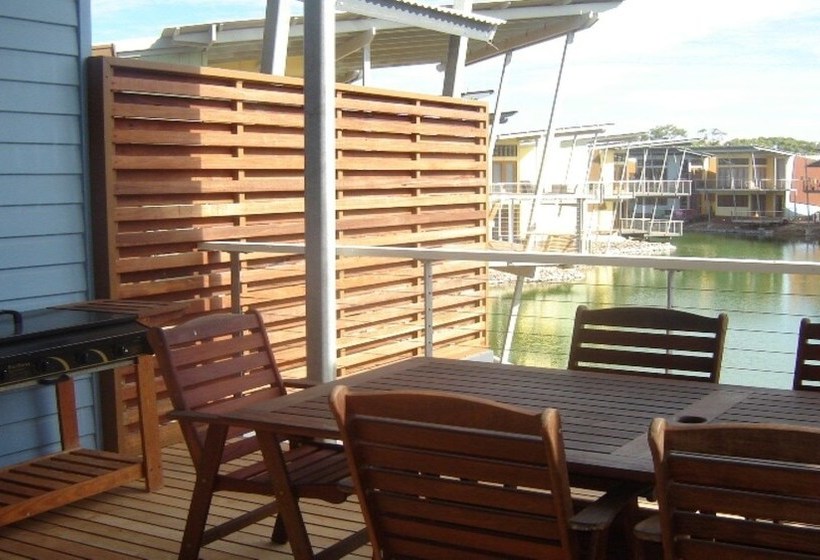 South Shores Villa 91  South Shores Normanville