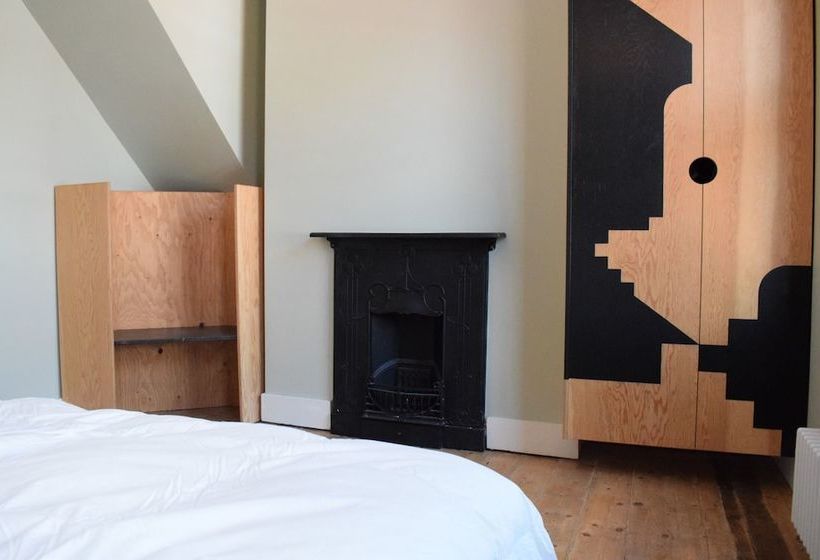 Stunning Home In East London Location