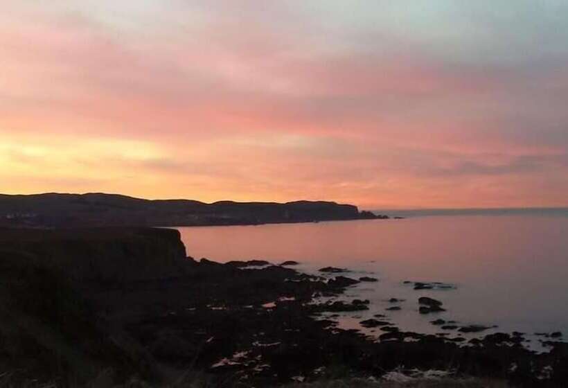 The Home Arms Cottage