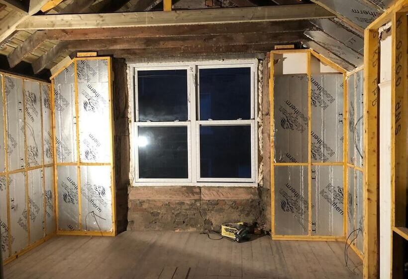 The Home Arms Cottage