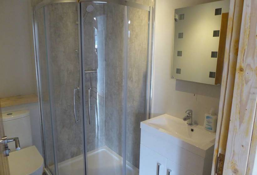 The Stables Upper Cottage 9