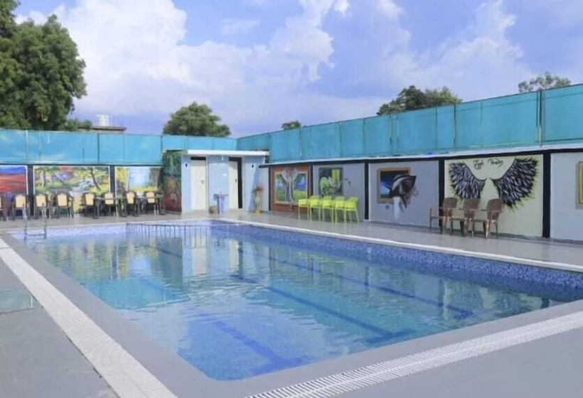 Tiger Heaven Resort Bandhavgarh