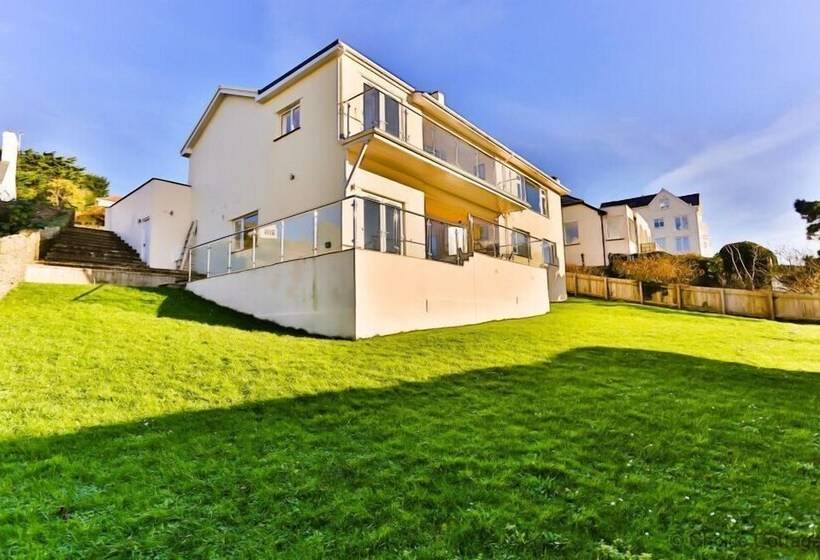 Woolacombe Garden Apartment 2 Bedrooms