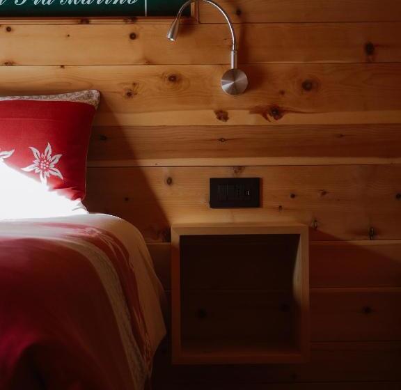 ユースホステル Locanda La Baita