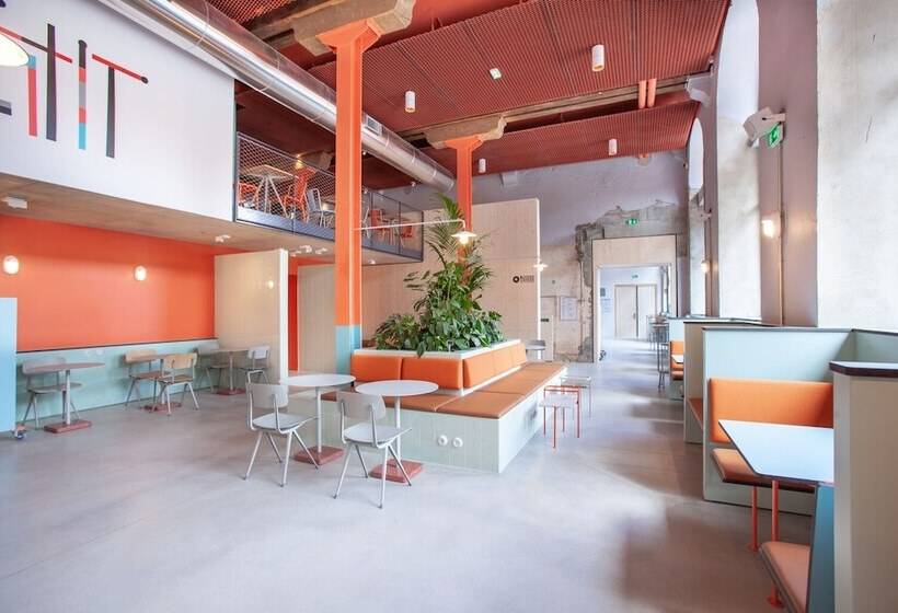 هاستل The People Strasbourg