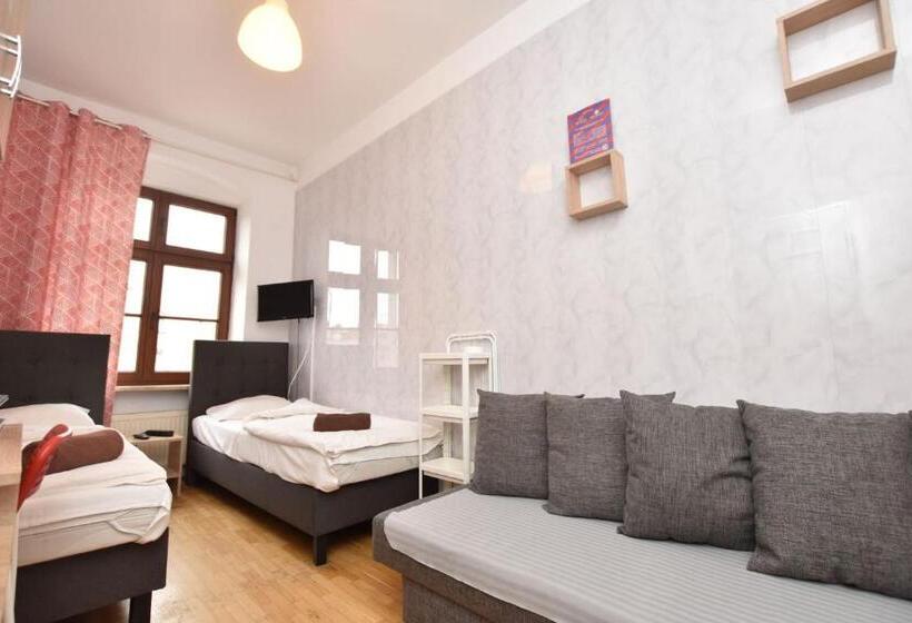 City Central Hostel   Pokoje Prywatne