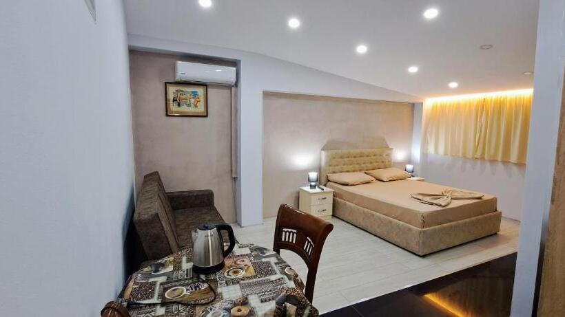 Citycenterhotel Shkoder