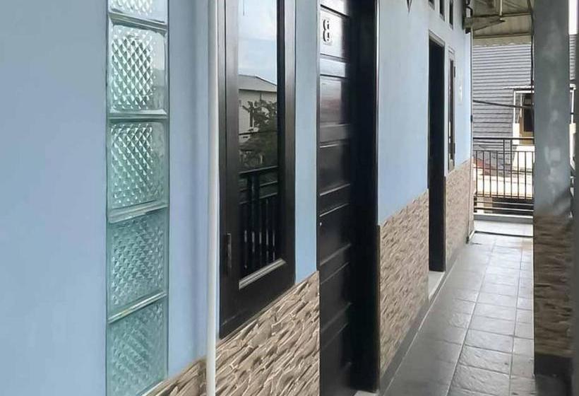 בית מלון כפרי Ai Sah Homestay Syariah Redpartner