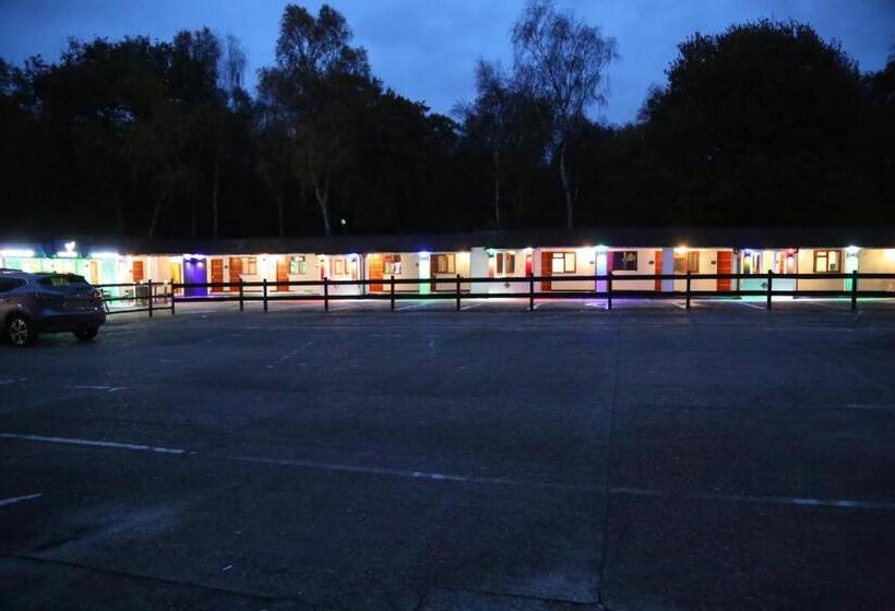 בית מלון כפרי Atz&h Inn