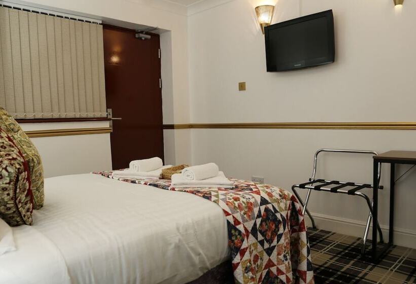 בית מלון כפרי Atz&h Inn