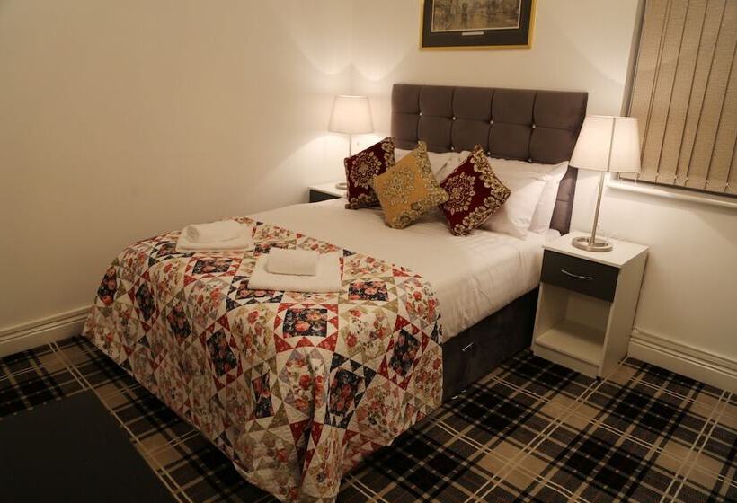 בית מלון כפרי Atz&h Inn