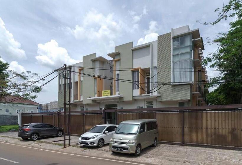 酒店 Avalon Karawaci Mitra Reddoorz