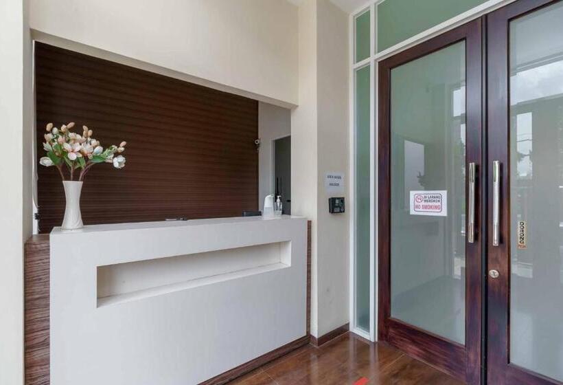 酒店 Avalon Karawaci Mitra Reddoorz