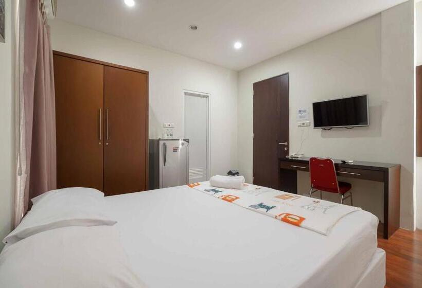 酒店 Avalon Karawaci Mitra Reddoorz