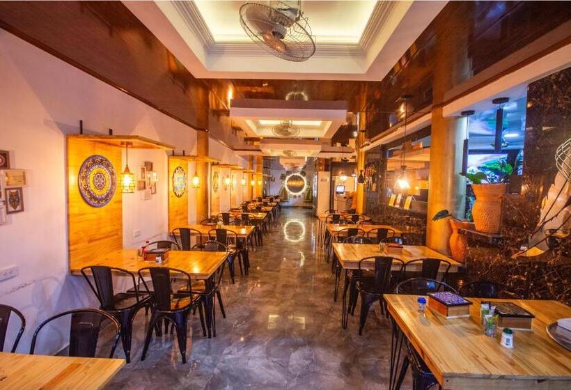 酒店 Buddha Mystic by Del Toro