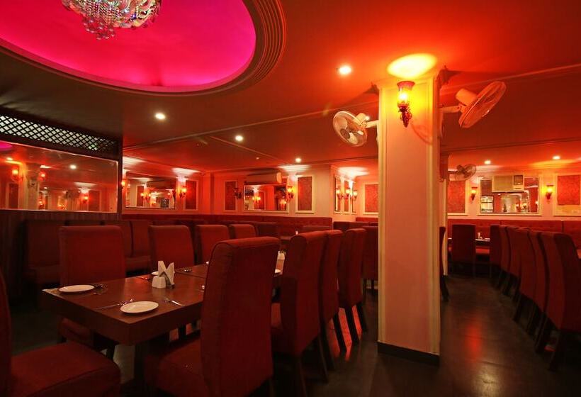 酒店 Capital O  Taj Castle