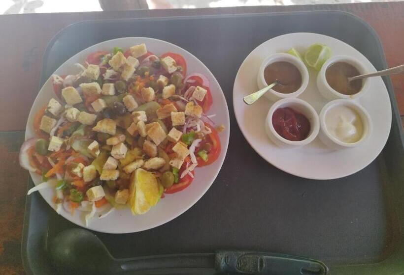 בית מלון כפרי Coco Reef Ecolodge