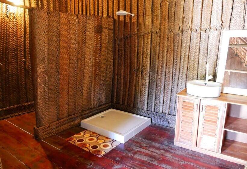 בית מלון כפרי Coco Reef Ecolodge