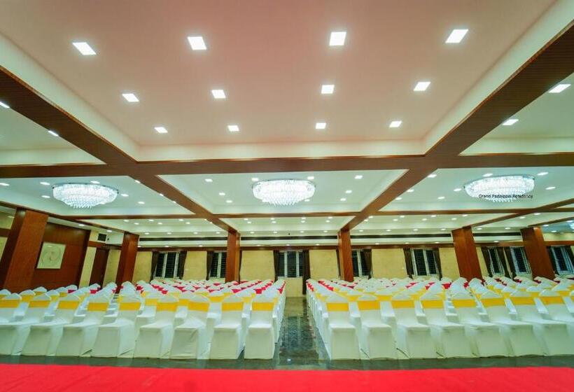 Отель Grand Padappai Residency   Gpr