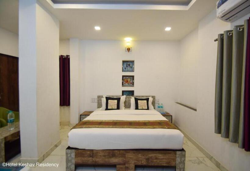 فندق Keshav Residency