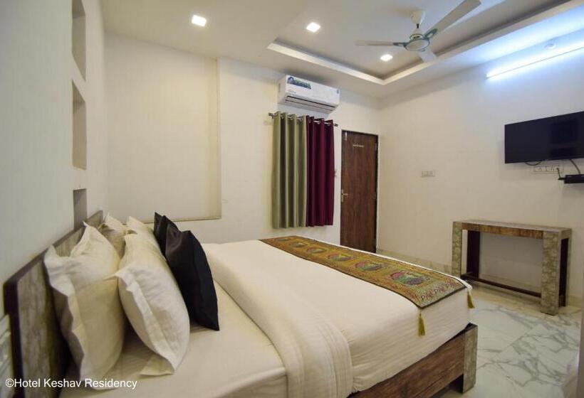 فندق Keshav Residency