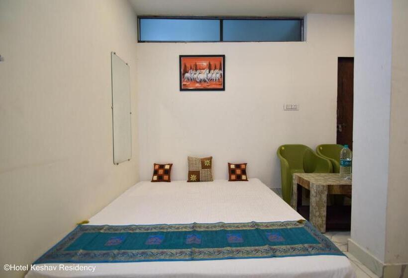 فندق Keshav Residency