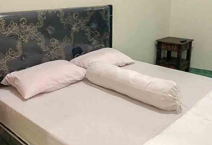 Отель Koolkost Syariah At Rungkut Minimum Stay 6 Nights