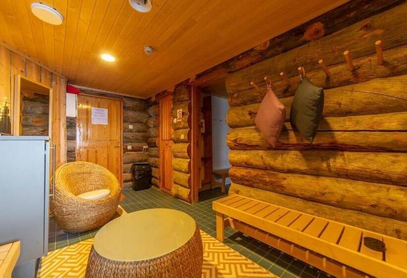 酒店 Kuukkeli Log Houses Teerenpesä